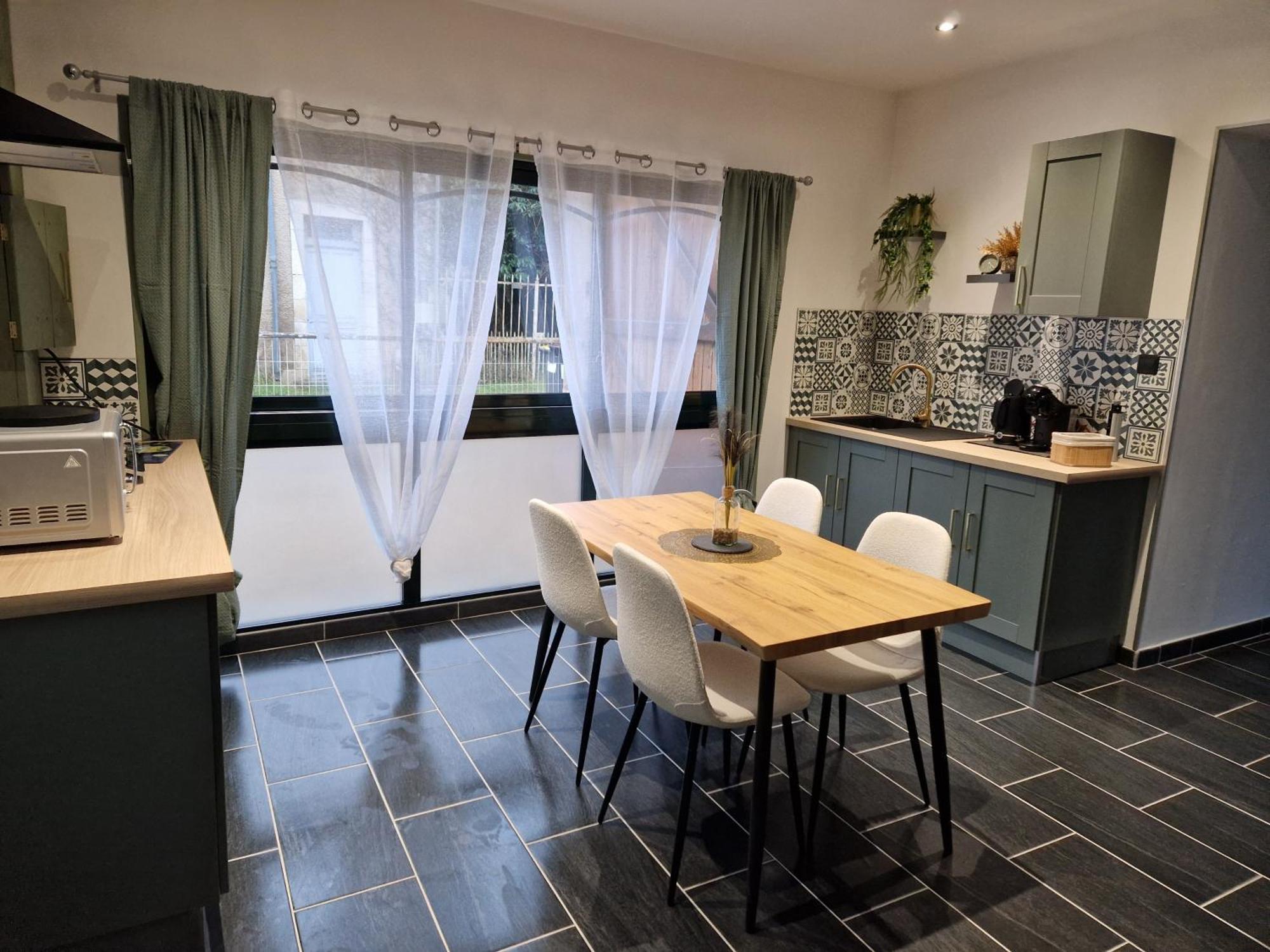 Grand Studio 2 Personnes Saint-Amand-Mont-Rond Esterno foto